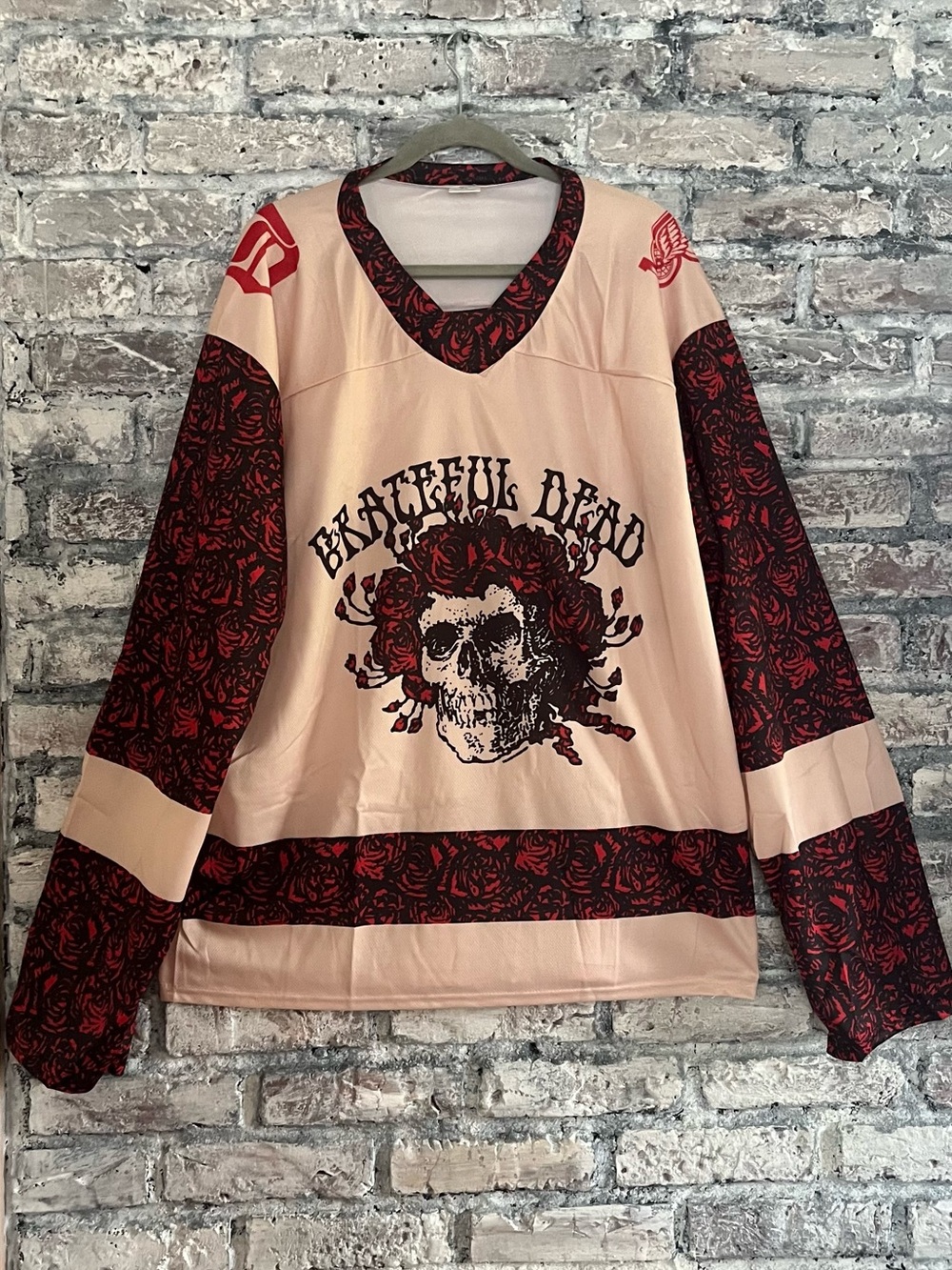 Grateful Dead Detroit Red Wings Black Skull & Roses Hockey Jersey NWT unisex - Picture 1 of 9